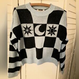 No Boundaries Blue & Black Sun Moon Checkered Sweater NWOT Size M (Juniors)